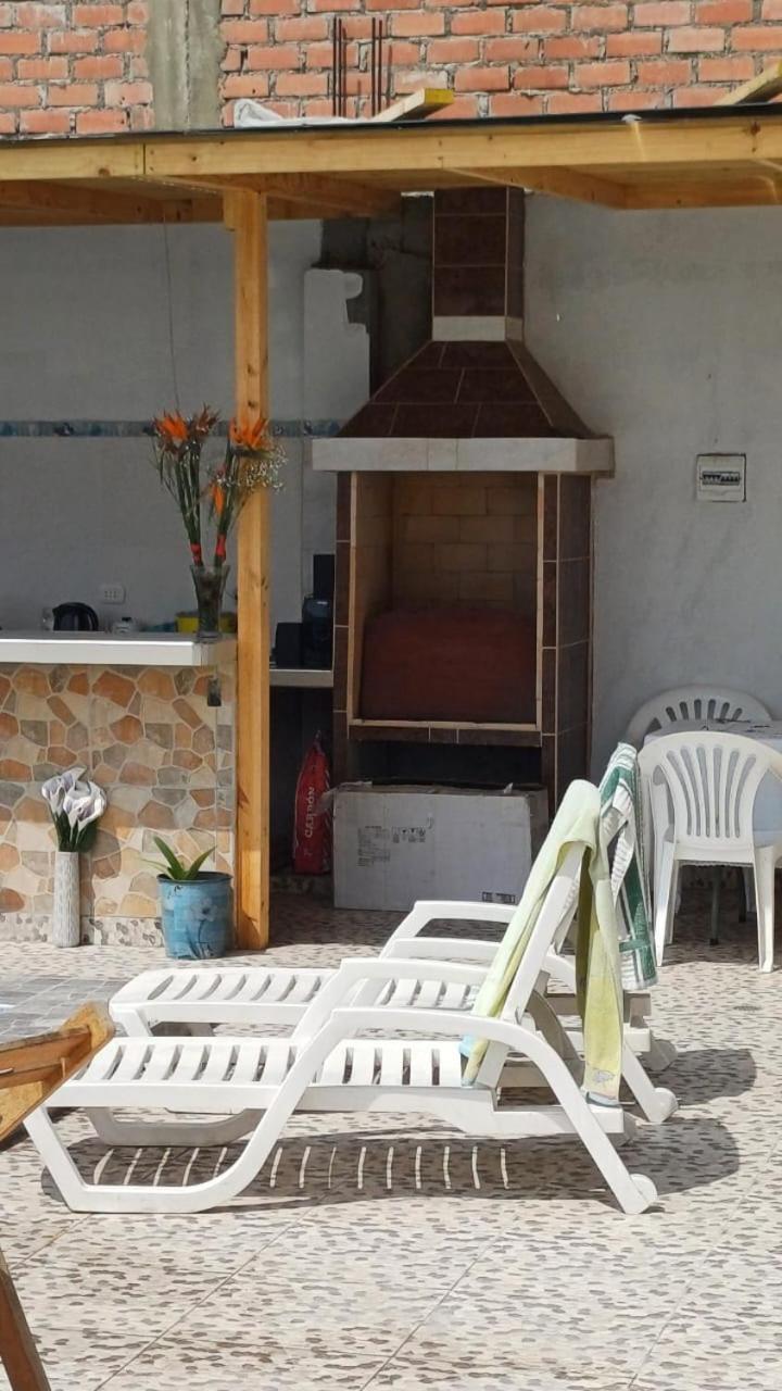 Hospedaje Los Lobos Cerro Azul Dış mekan fotoğraf